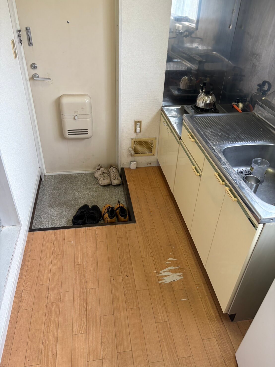 厚木市での玄関の不用品回収後(A様)