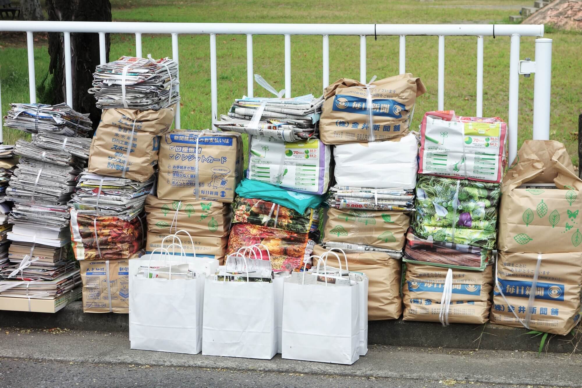 汚部屋の片付けで処分するべき物