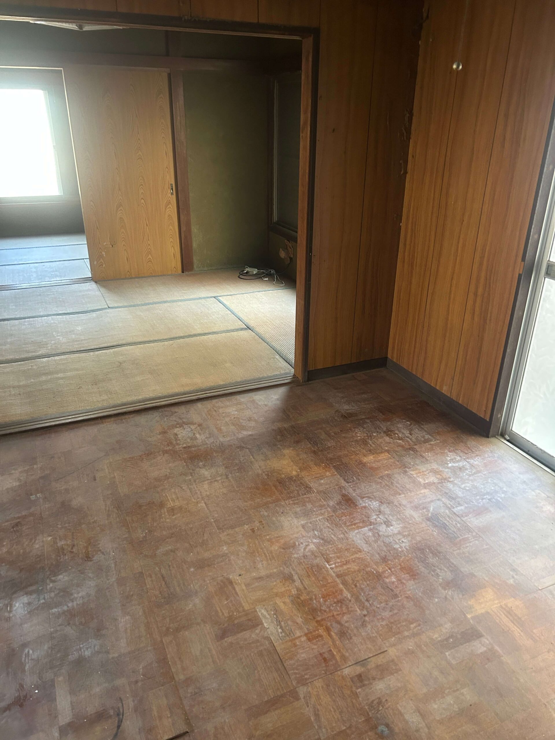 千葉県鎌ケ谷市でのダイニングのゴミ屋敷片付け後