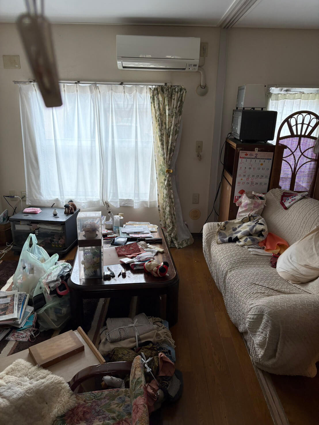 千葉県柏市での引っ越しに伴うリビングの不用品回収前