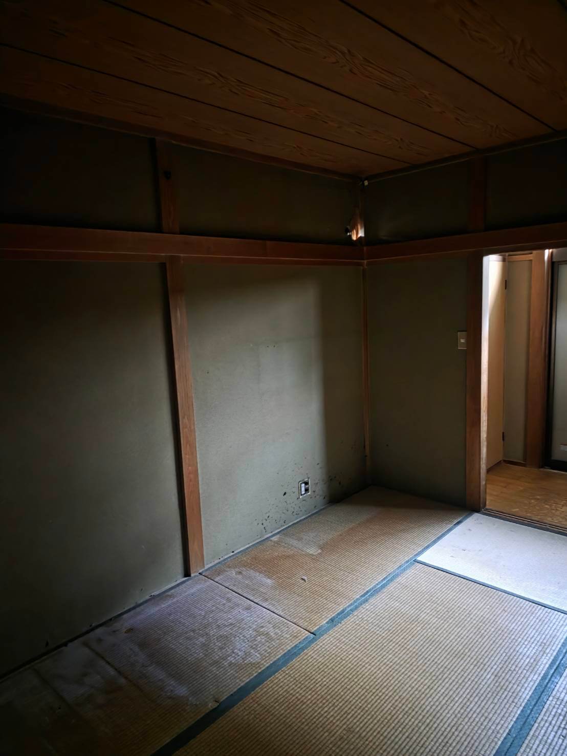 千葉県佐倉市での居間の遺品整理後