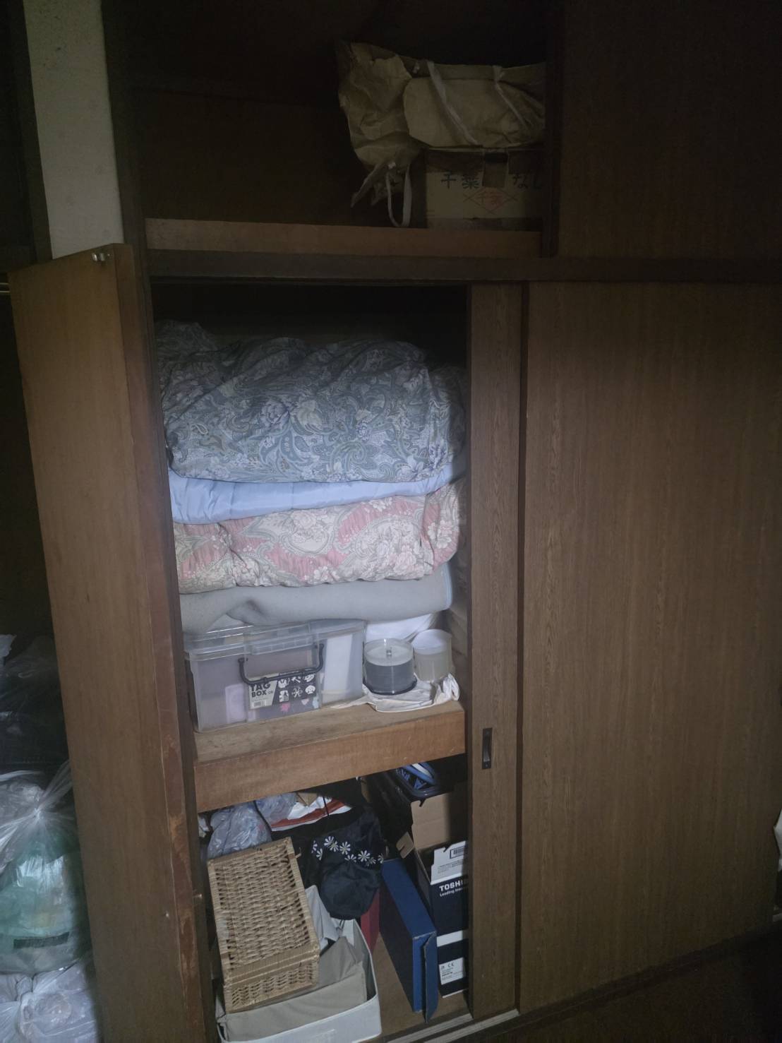 千葉県佐倉市での押し入れの遺品整理前②